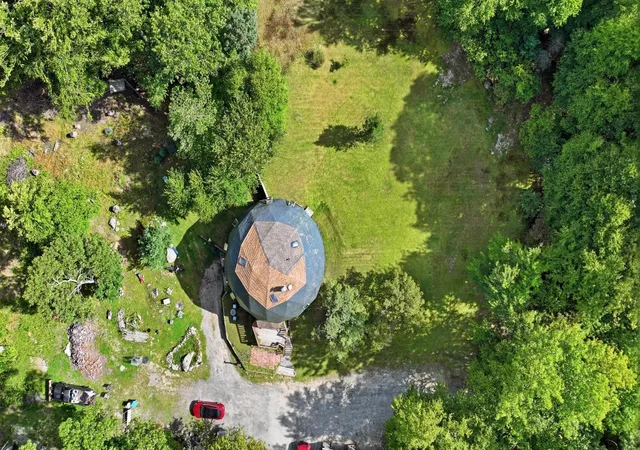 Photo 4 of Single family home for sale at 243 Oak St, Holliston, MA 01746 | MLS# 73576195 | Listing updated on 2026-09-12