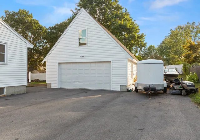 Photo 3 of Sale Pending at 10 Clark Rd, Groveland, MA 01834 | MLS# 73572962 | Listing updated on 2026-10-07