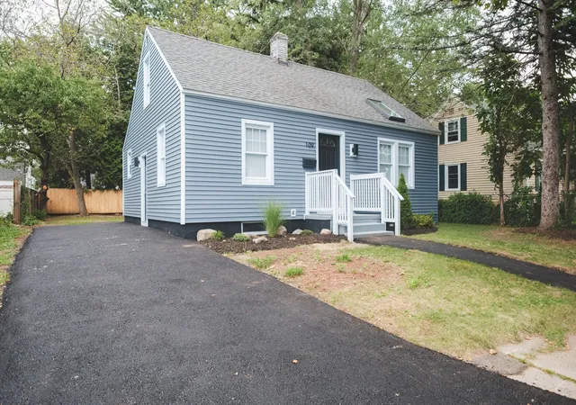 Photo 1 of Sale Pending at 109 Powell Ave, Springfield, MA 01118 | MLS# 73570427 | Listing updated on 2026-09-11