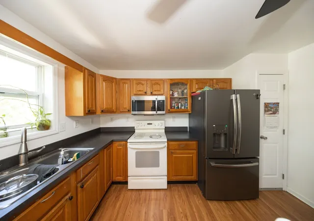Photo 3 of Single family home for sale at 14 Sherburne Ave, Worcester, MA 01606 | MLS# 73574195 | Listing updated on 2026-09-16