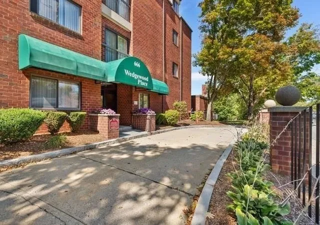 Photo 3 of Condo for sale at 666 Main St #217, Winchester, MA 01890 | MLS# 73581469 | Listing updated on 2026-10-06