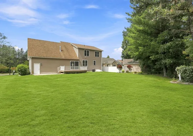Photo 42 of Single family home for sale at 33 Caddyshack Dr, Chicopee, MA 01020 | MLS# 73572759 | Listing updated on 2026-10-08