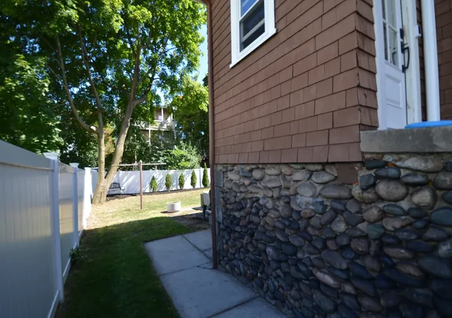 Photo 3 of Sale Pending at 44 Wellsmere Rd, Roslindale, MA 02131 | MLS# 73570456 | Listing updated on 2026-09-29