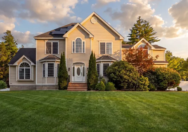 Single family home for sale at 18 Loon Hl Rd, Ayer, MA 01432 | MLS# 73577665