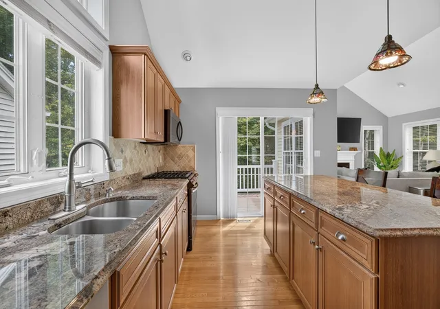 Photo 4 of Condo for sale at 55 Windemere Cir #16, Tyngsboro, MA 01879 | MLS# 73571532 | Listing updated on 2026-09-07