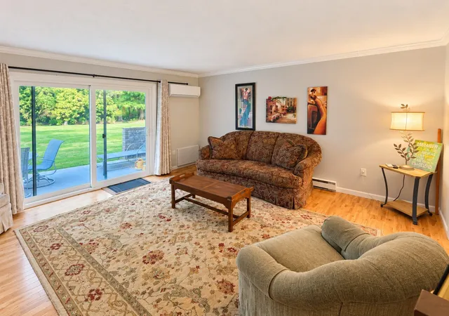 Listing Photo 4 - Condo for sale in building located at 185 Porter Lake Dr, Springfield, MA 01106 - Unit #185
