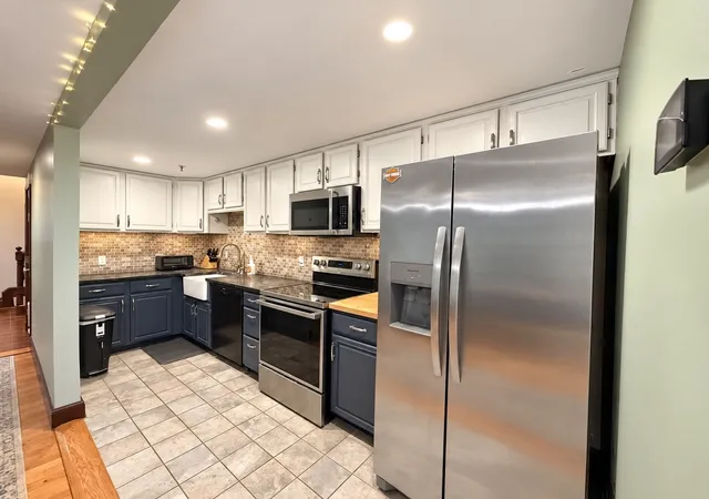 Photo 2 of Condo for sale at 200 Market St #617, Lowell, MA 01852 | MLS# 73572909 | Listing updated on 2026-09-16