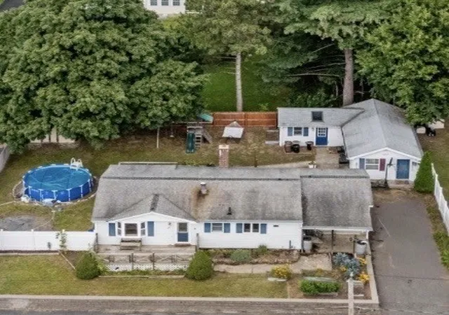 Single family home for sale at 80 Quartus St, Chicopee, MA 01013 | MLS# 73572550