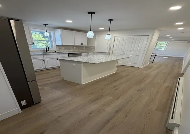 Photo 3 of Single family home for sale at 19 New Searles Rd, Nashua, NH 03062 | MLS# 73589160 | Listing updated on 2026-10-13