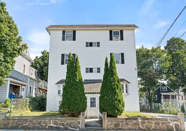 Photo 2 of Condo for sale at 14 W Water St #1, Wakefield, MA 01880 | MLS# 73574950 | Listing updated on 2026-09-14