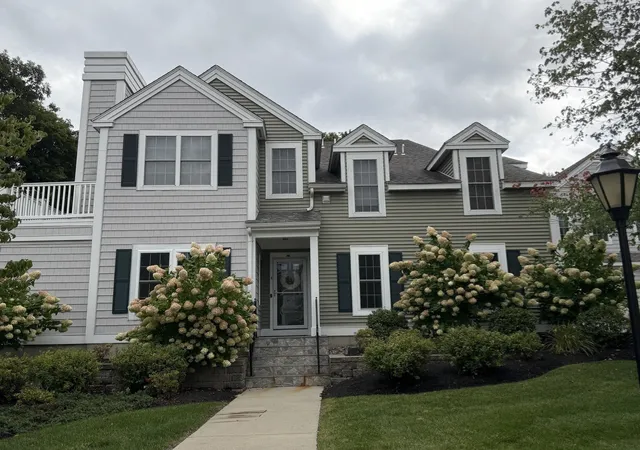 Photo 1 of Condo for sale at 4 Village Dr #4, Quincy, MA 02169 | MLS# 73573769 | Listing updated on 2026-09-16