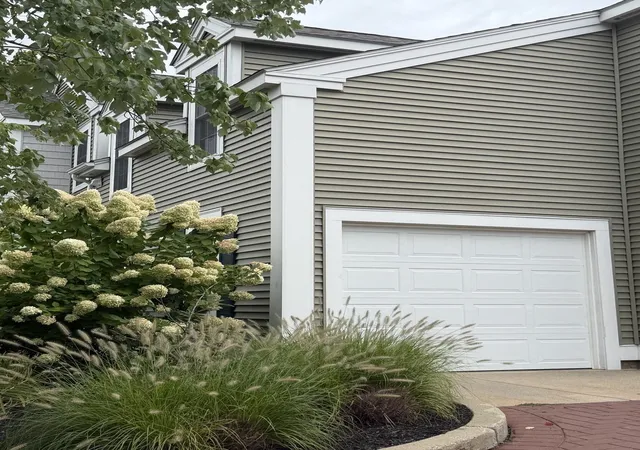 Photo 3 of Condo for sale at 4 Village Dr #4, Quincy, MA 02169 | MLS# 73573769 | Listing updated on 2026-09-16