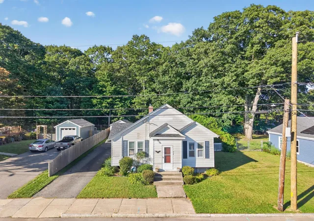 Photo 2 of Sale Pending at 578 Valentine St, Fall River, MA 02720 | MLS# 73579103 | Listing updated on 2026-10-07