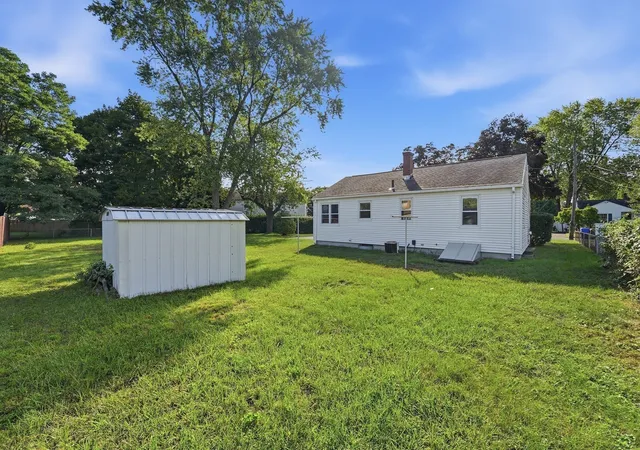 Photo 2 of Single family home for sale at 30 French St, Springfield, MA 01104 | MLS# 73575733 | Listing updated on 2026-09-11