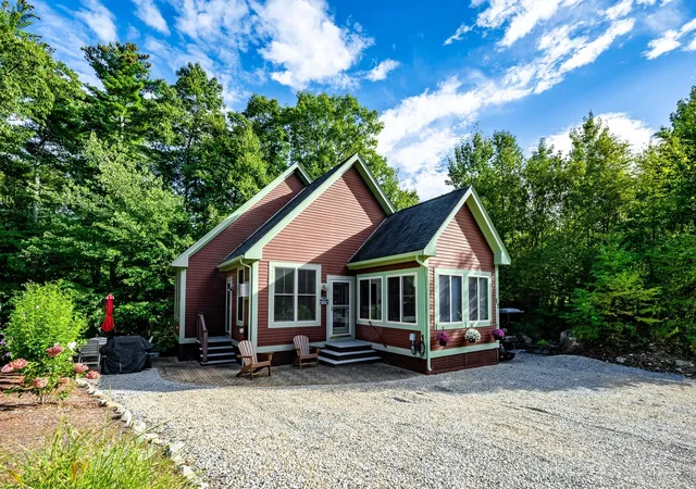 Photo 1 of Sale Pending at 17 Lazy Day Dr #17, Westford, MA 01886 | MLS# 73570432 | Listing updated on 2026-09-15