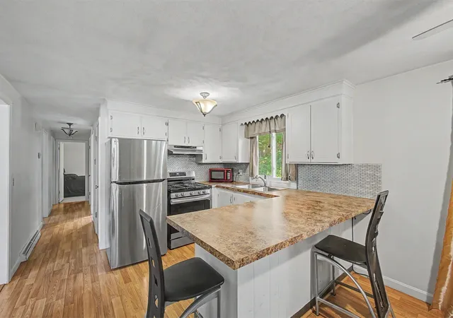 Photo 2 of Single family home for sale at 9 Johnson Ave, Johnston, RI 02919 | MLS# 73579236 | Listing updated on 2026-10-14