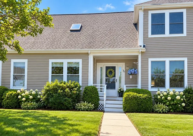 Photo 1 of Sale Pending at 36 Bay Pointe Dr Ext #36, Buzzards Bay, MA 02532 | MLS# 73576076 | Listing updated on 2026-09-29