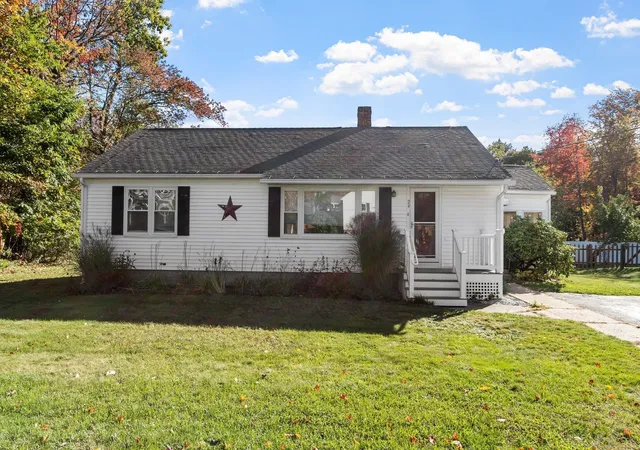 Photo 1 of Single family home for sale at 29 Elizabeth St, Gardner, MA 01440 | MLS# 73587890 | Listing updated on 2026-10-11