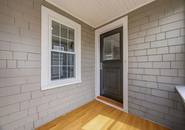Photo 3 of Single family home for sale at 606 Lincoln Ave, Saugus, MA 01906 | MLS# 73575173 | Listing updated on 2026-09-18
