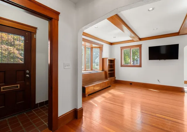 Photo 3 of Single family home for sale at 43 Laconia Rd, Worcester, MA 01609 | MLS# 73573097 | Listing updated on 2026-09-12