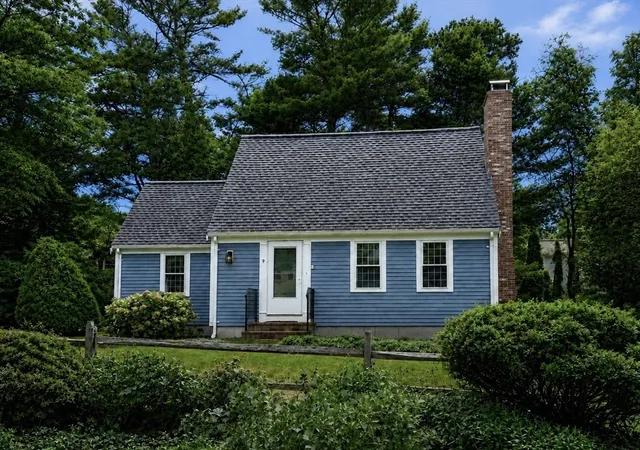 Photo 2 of Sale Pending at 9 E Harbor Dr, Teaticket, MA 02536 | MLS# 73570644 | Listing updated on 2026-09-29