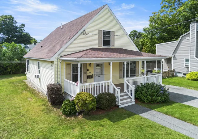 Photo 2 of Single family home for sale at 30 Lowell St, Woburn, MA 01801 | MLS# 73575174 | Listing updated on 2026-09-14
