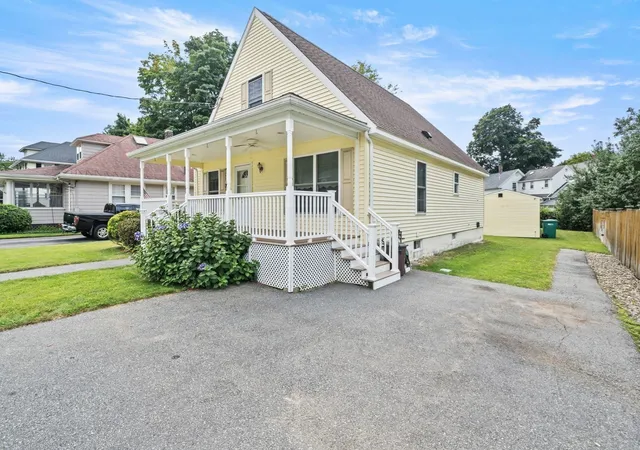 Photo 3 of Single family home for sale at 30 Lowell St, Woburn, MA 01801 | MLS# 73575174 | Listing updated on 2026-09-14