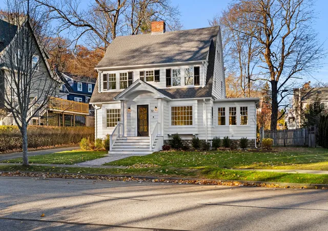 Photo 2 of Single family home for sale at 72 Berwick St, Worcester, MA 01602 | MLS# 73585416 | Listing updated on 2026-10-23