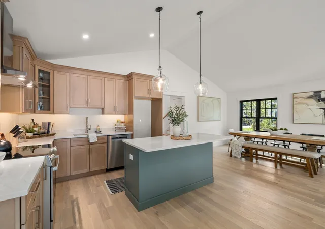 Listing Photo 1 - Condo for sale in building located at 46 Sandwich Rd, Plymouth, MA 02360 - Unit #46