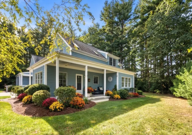 Condo for sale at 39 Hathaway Pond Cir #39, Rochester, MA 02770 | MLS# 73585548