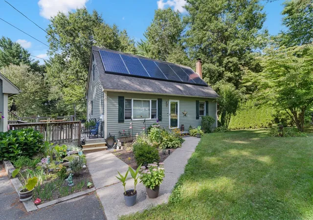 Photo 3 of Single family home for sale at 48 Orchard St, Belchertown, MA 01007 | MLS# 73574704 | Listing updated on 2026-10-05