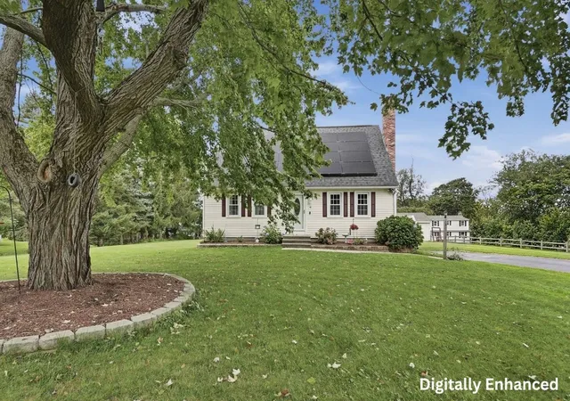 Photo 2 of Single family home for sale at 6 Westview Dr, Sutton, MA 01590 | MLS# 73574373 | Listing updated on 2026-09-20