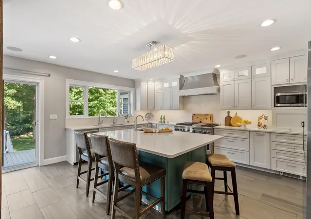 Photo 3 of Sale Pending at 360 Winter St, North Andover, MA 01845 | MLS# 73569257 | Listing updated on 2026-10-03