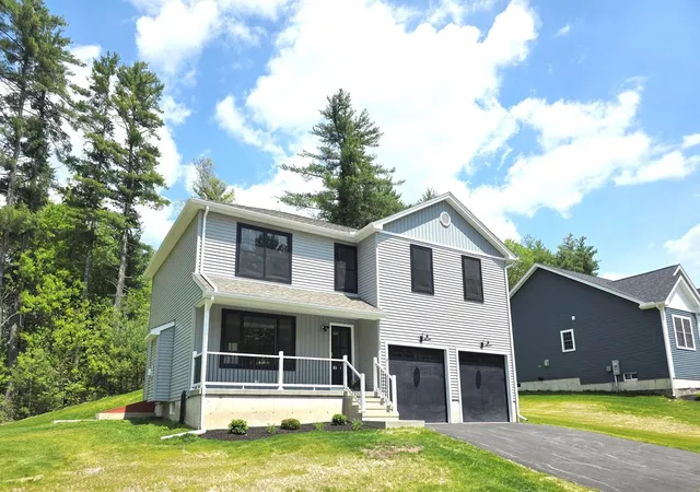 Photo 3 of Single family home for sale at 7 High Blf, Belchertown, MA 01007 | MLS# 73579230 | Listing updated on 2026-09-21