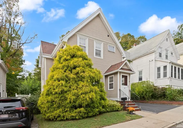 Photo 3 of Sale Pending at 10 Cedar Cliff Ter, Medford, MA 02155 | MLS# 73585839 | Listing updated on 2026-10-27