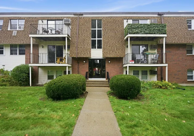 Photo 2 of Condo for sale at 80 Damon Rd #6308, Northampton, MA 01060 | MLS# 73583748 | Listing updated on 2026-10-03