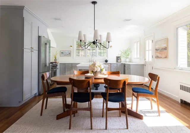 Photo 3 of Single family home for sale at 154 Bellingham Rd, Chestnut Hill, MA 02467 | MLS# 73573430 | Listing updated on 2026-09-12