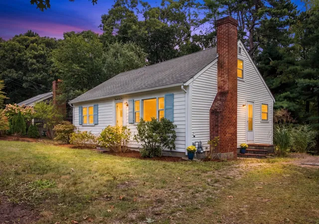 Photo 2 of Single family home for sale at 172 Telegraph Rd, Dennis Port, MA 02639 | MLS# 73580268 | Listing updated on 2026-10-18