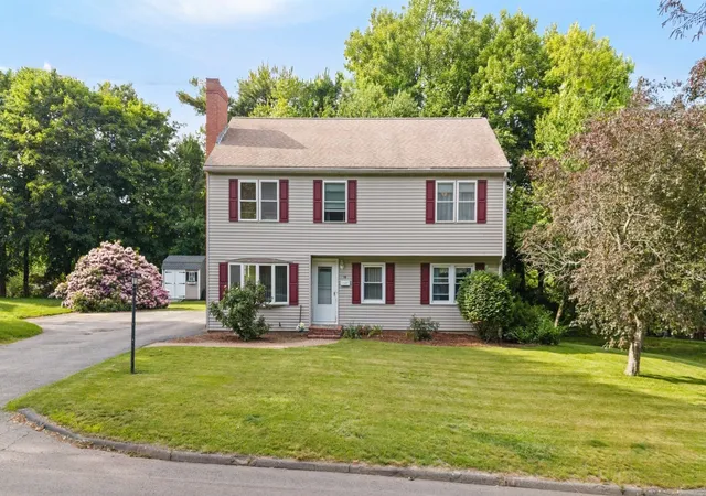 Photo 2 of Single family home for sale at 16 Mars Dr, Shrewsbury, MA 01545 | MLS# 73570844 | Listing updated on 2026-09-17
