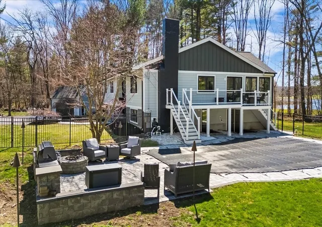 Photo 2 of Single family home for sale at 901 Randolph Ave, Milton, MA 02186 | MLS# 73581598 | Listing updated on 2026-09-28