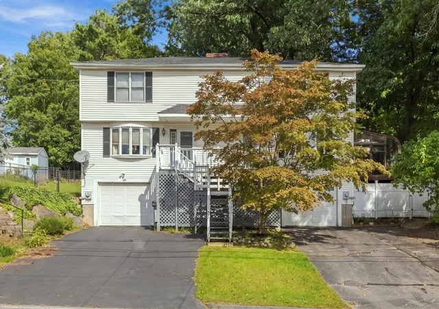 Photo 1 of Single family home for sale at 133 Commonwealth Ave #B, Worcester, MA 01604 | MLS# 73582210 | Listing updated on 2026-09-28