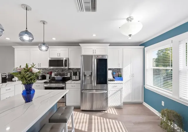 Listing Photo 4 - Condo for sale in building located at 14 Sea Cliff Dr, Plymouth, MA 02360 - Unit #14