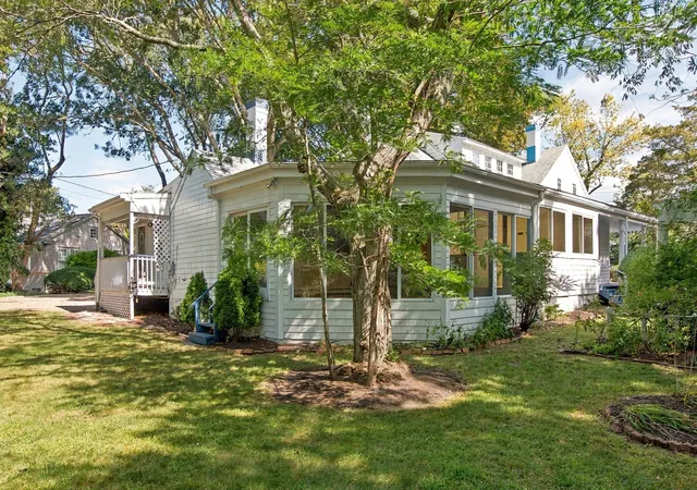Photo 3 of Single family home for sale at 25 Craigville Beach Rd, Hyannis, MA 02601 | MLS# 73584559 | Listing updated on 2026-10-24