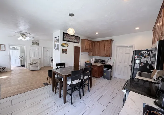 Photo 4 of House for sale at 19 Pearl St, Clinton, MA 01510 | MLS# 73573534 | Listing updated on 2026-09-12