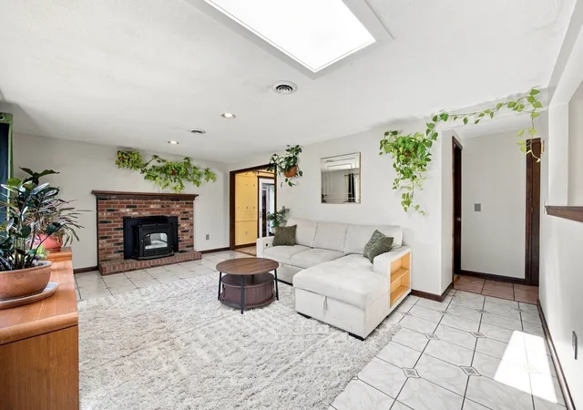Photo 3 of Single family home for sale at 47 Overlook Dr, Easthampton, MA 01027 | MLS# 73574791 | Listing updated on 2026-09-28