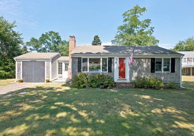 Photo 1 of Single family home for sale at 4 Old Ml Ln, Harwich, MA 02645 | MLS# 73574331 | Listing updated on 2026-09-11