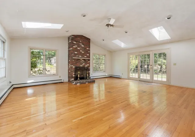 Photo 3 of Single family home for sale at 30 Shagbark Rd, Concord, MA 01742 | MLS# 73578057 | Listing updated on 2026-10-12