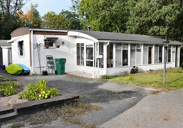 Photo 1 of Manufactured home for sale at 1237 Central St #28, Leominster, MA 01453 | MLS# 73583281 | Listing updated on 2026-10-02