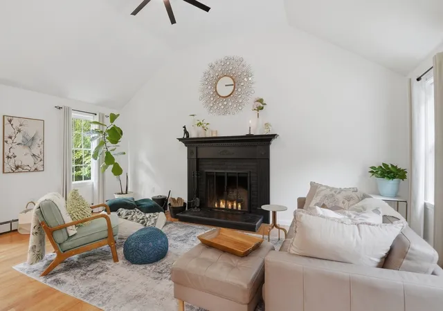 Photo 3 of Sale Pending at 5 Dunny Cvs Rd, Uxbridge, MA 01569 | MLS# 73576899 | Listing updated on 2026-10-07