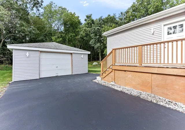 Photo 4 of Single family home for sale at 188 Page St, Avon, MA 02322 | MLS# 73574413 | Listing updated on 2026-09-13